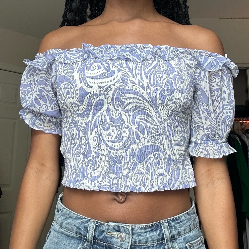 Floral baby blue crop top off the shoulder blouse!!!